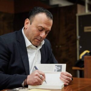 Πήτερ Καλλιφίδας: Με επιτυχία η παρουσίαση του βιβλίου «Η Όψη της Θύελλας» στο Πολεμικό Μουσείο Αθηνών