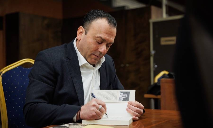 Πήτερ Καλλιφίδας: Με επιτυχία η παρουσίαση του βιβλίου «Η Όψη της Θύελλας» στο Πολεμικό Μουσείο Αθηνών