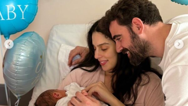 Νίκος Πολυδερόπουλος: Πανευτυχής μπαμπάς – Γέννησε η σύντροφός του, Βαλάσια Συμιακού