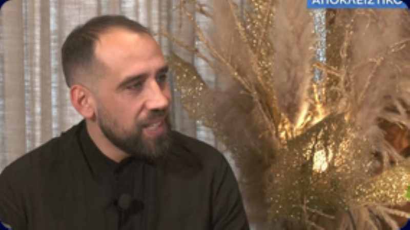 Βασίλης Πορφυράκης: Στο κεφάλι της μάνας μου είχε βγει ένας σταυρός, 40 μέρες πριν πεθάνει (βίντεο)