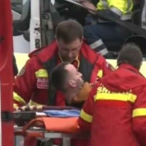 Ρουμανία: Επιστρέφουν οι 2 τραυματίες σήμερα – Επαναπατρίζονται και οι 7 σοροί – Tα επικρατέστερα σενάρια για τα αίτια του δυστυχήματος (βίντεο)