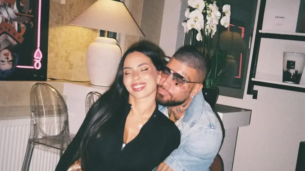 Snik: Το βίντεο της συντρόφου του με φουσκωμένη κοιλιά στον 7ο μήνα της εγκυμοσύνης της