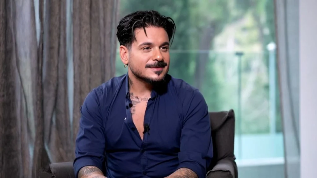 Stan για τη σύζυγό του: Δεν θα παντρευόμουν αν δεν πίστευα ότι θα πάει καλά – Ποιό τραγούδι έγραψε για κείνη (βίντεο)