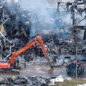 Πυροσβεστική: Πολύμηνη η διαρροή στη Βιολάντα, εξαιρετικά μεγάλες συγκεντρώσεις προπανίου κάτω από το έδαφος και σπινθήρας οδήγησαν στη φονική έκρηξη με τις πέντε νεκρές γυναίκες (βίντεο)