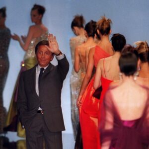 Πέθανε ο Βαλεντίνο , είδωλο της ιταλικής μόδας στα 93 του χρόνια