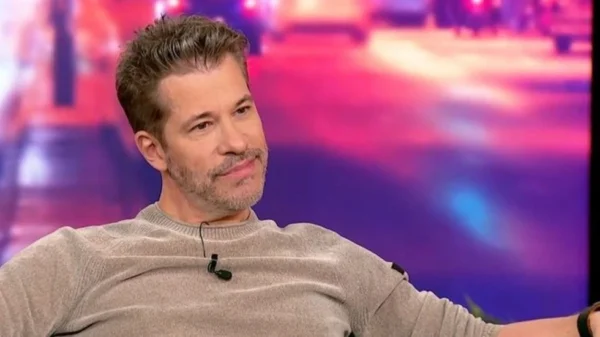 Χάρης Βαρθακούρης: «Οι άλλοι που χώρισαν δεν είχαν Αντελίνες, εκείνη κρατάει τον γάμο μας» (βίντεο)