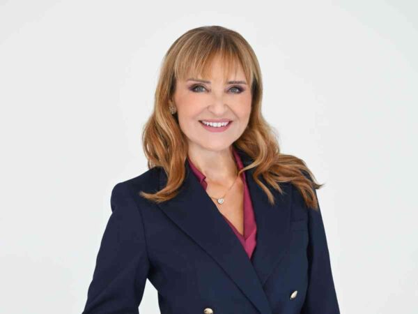 Δημοσκόπηση του Star και της GPO στο Κεντρικό Δελτίο Ειδήσεων με τη Μάρα Ζαχαρέα