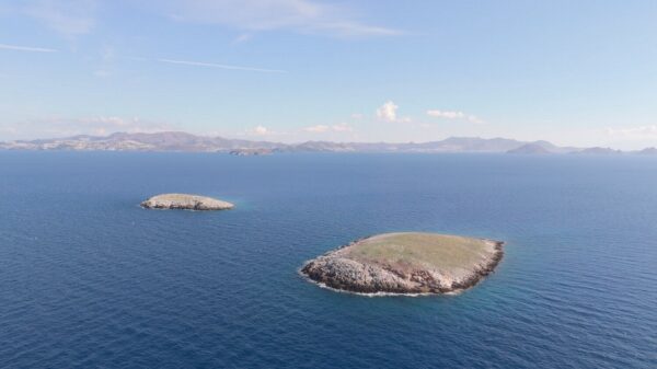 «Ίμια: 30 χρόνια μετά» Ντοκιμαντέρ δύο επεισοδίων του Αλέξη Παπαχελά Τετάρτη 21 και Πέμπτη 22 Ιανουαρίου στις 21.00, στον ΣΚΑΪ