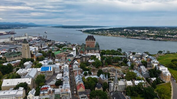 Το Happy Traveller μας ταξιδεύει στο Κεμπέκ του Καναδά –  Σάββατο 14 Φεβρουαρίου στις 16.40, στον ΣΚΑΪ