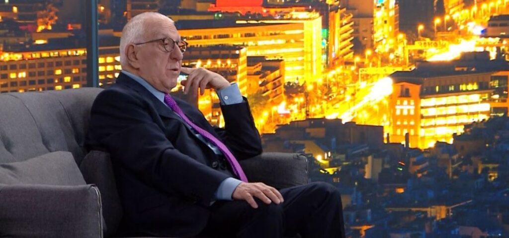 Ο Νικήτας Κακλαμάνης «αδειάζει» τον Γεωργιάδη: Απαράδεκτη η εικόνα του σιδηροδέσμιου γιατρού, ο Άδωνις έχασε το δίκιο του (βίντεο)