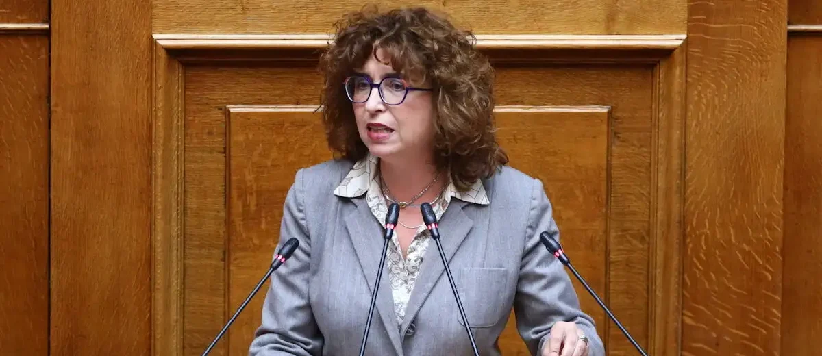 Ανεξαρτητοποιήθηκε η Καραγεωργοπούλου από την Πλεύση Ελευθερίας – Mένει με πέντε βουλευτές η Κωνσταντοπούλου