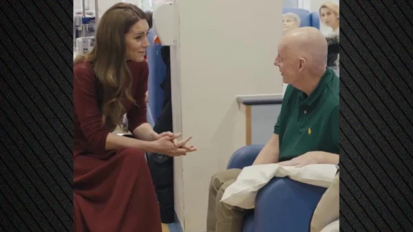 «Υπάρχουν στιγμές φόβου αλλά δεν είστε μόνοι»: Το συγκινητικό μήνυμα της πριγκίπισσας Κέιτ για τον καρκίνο – Βίντεο