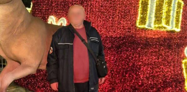 Παραδόθηκε ο 64χρονος που επιχείρησε να βιάσει 25χρονη ΑμεΑ στην Κυψέλη