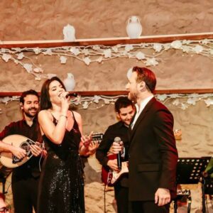 Κώστας Καραφώτης: Συνεχίζουν ακάθεκτοι τις πολύμηνες επιτυχημένες εμφανίσεις τους στο «Koukoutsi» μαζί με την Ματθαία Σπιταδάκη (εικόνες)