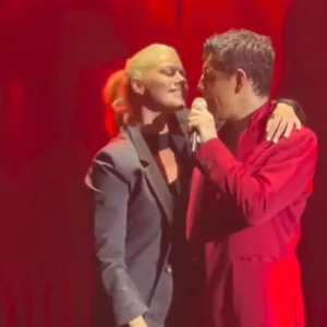 Σάκης Ρουβάς – Ζέτα Μακρυπούλια: Η συνύπαρξή τους στη σκηνή & το βίντεο που έγινε viral στα social media