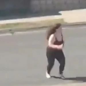 Βίντεο – σοκ  από το Μεξικό: Αυτοκίνητο χτυπάει και εκτοξεύει γυναίκα που βγήκε ξαφνικά στον δρόμο