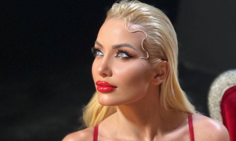 Νάιρα Αλεξοπούλου: Τραγουδάει για την δική της «Θεσσαλονίκη» σε ένα δυναμικό ζεϊμπέκικο (βίντεο)