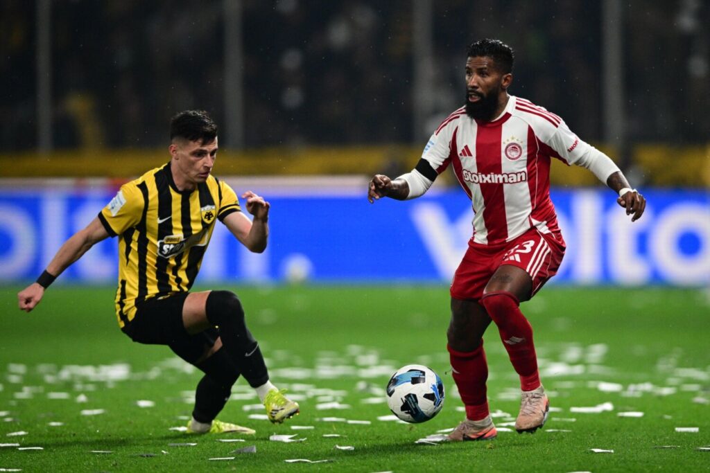 ΑΕΚ – Ολυμπιακός 1-1: Ο Ταρέμι από την… άσπρη βούλα έσωσε τον βαθμό για τον Ολυμπιακό