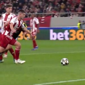 Ολυμπιακός – Λεβερκούζεν 0-2: Τρίλεπτο μπλακ άουτ με θύτη τον Σικ και … πρόκριση μόνο με θαύμα