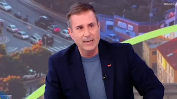 Παναγιώτης Στάθης: Πέθανε η μητέρα του – Το έμαθε  ένα λεπτό πριν βγει στον αέρα του «Καλημέρα Ελλάδα» (βίντεο)