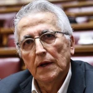 Δημοσιογράφος και έξι εταιρείες κατηγορούνται μαζί με τον Παναγόπουλο της ΓΣΕΕ για  υπεξαίρεση κονδυλίων ύψους 73 εκατ ευρώ