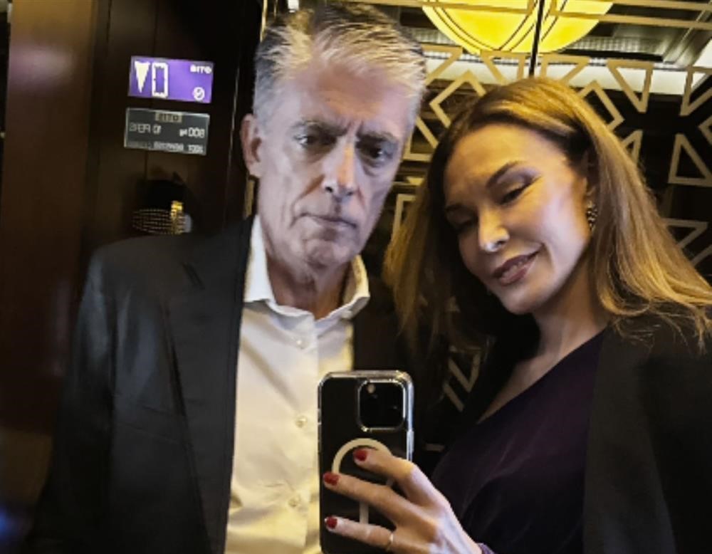 Τατιάνα Στεφανίδου – Νίκος Ευαγγελάτος: Ταξίδι στην Κωνσταντινούπολη (βίντεο)