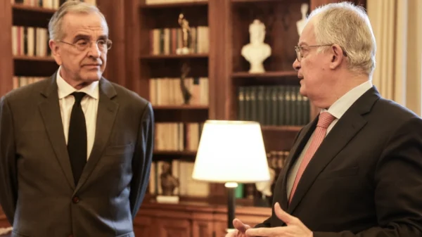 Σαμαράς σε Τασούλα: Έχει κατανοήσει η κυβέρνηση ότι “ξεπλένει” την Τουρκία στα μάτια της διεθνούς πολιτικής σκηνής;