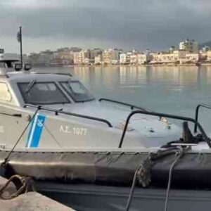 Χίος: Με εντολή εισαγγελέα συλλαμβάνεται ο Μαροκινός – Οι μετανάστες τον αναγνώρισαν ως διακινητή