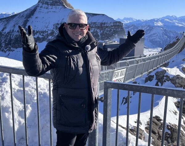 Οι«ΕΙΚΟΝΕΣ» με τον Τάσο Δούση, ταξιδεύουν στην Ελβετία, αυτή την Κυριακή στις 17:45 στο OPEN