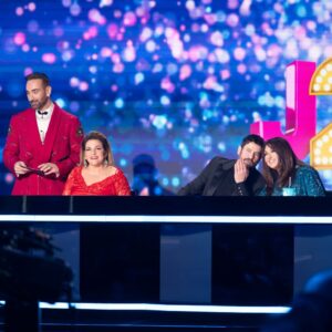 To J2US και ο Νίκος Κοκλώνης επέστρεψαν τη βραδιά του Αγίου Βαλεντίνου – Δείτε όλα όσα έγιναν – Βίντεο