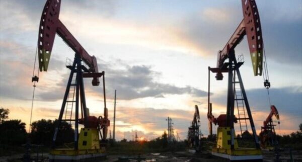 Οικονομικό σοκ: Η τιμή του πετρελαίου, άγγιξε τα $120 το βαρέλι – Συνεδρίαση των ΥΠΟΙΚ της G7 για αποδέσμευση αποθεμάτων