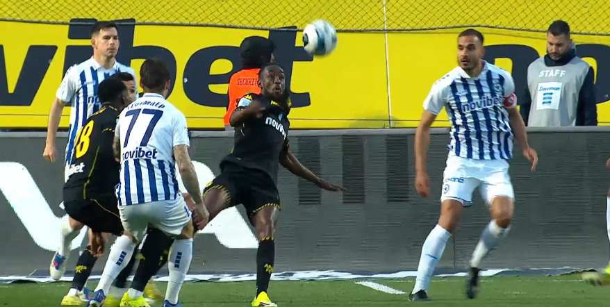 Ο Άρης των δέκα παικτών «πέταξε» δύο πέναλτι και έμεινε στο μηδέν με τον Ατρόμητο