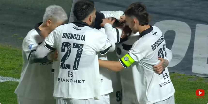 Άρης – ΟΦΗ 0-2: Οι Κρητικοί με διπλό στο Βικελίδης στοχεύουν στην 5η θέση, ξανά μακριά από τη νίκη οι Κίτρινοι