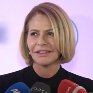 Τζένη Μπαλατσινού: Δεν είμαι η γυναίκα του Υπουργού , ούτε η γυναίκα κανενός (βίντεο)