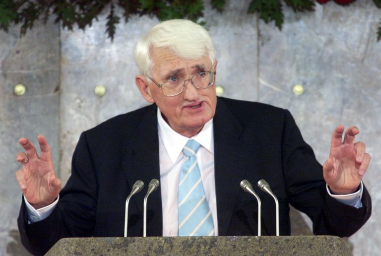 Πέθανε σε ηλικία 96 ετών ο σπουδαίος Γερμανός φιλόσοφος, Γιούργκεν Χάμπερμας