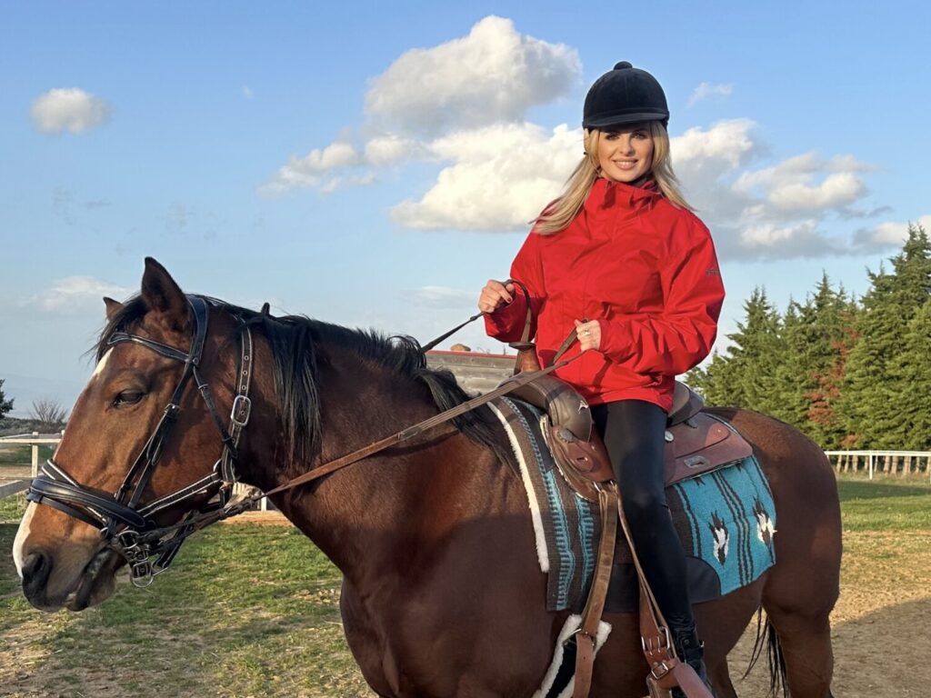 «HappyHours»,με τη Μάγδα Τσέγκου,  Σάββατο στις 17:45 στο OPEN