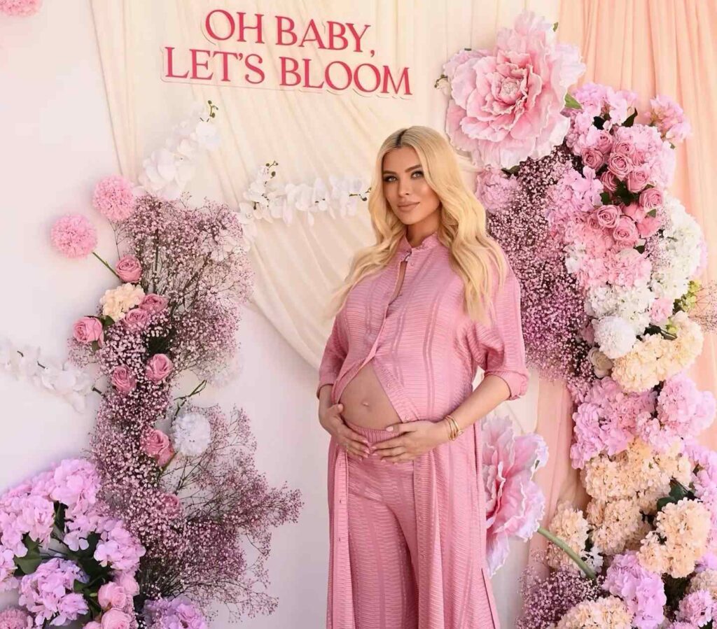 Κατερίνα Καινούργιου: Βίντεο και φωτογραφίες  από το baby shower υπερπαραγωγή πριν από τη γέννηση του μωρού της