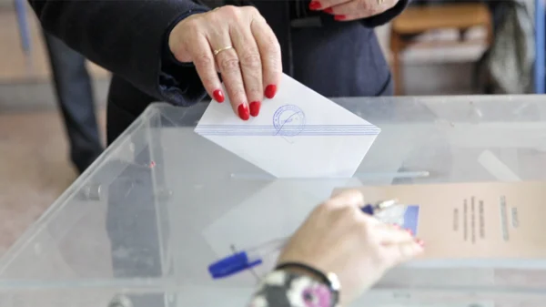 GPO: Μπροστά η ΝΔ με διαφορά 14,1 μονάδων από το ΠΑΣΟΚ – Αυτοδύναμη κυβέρνηση θέλει το 51,7%