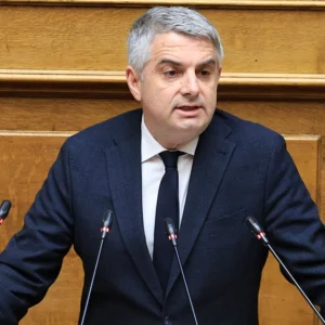 Ο Νίκος Ανδρουλάκης διέγραψε από την ΚΟ του ΠΑΣΟΚ τον Οδυσσέα Κωνσταντινόπουλο – «Η διαγραφή είναι το τελευταίο καταφύγιο μιας φοβικής ηγεσίας», η πρώτη αντίδραση του βουλευτή