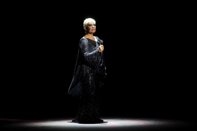 Η ΕΡΤ τιμά τη σπουδαία ερμηνεύτρια, Μαρινέλλα, με ένα μεγάλο αφιέρωμα