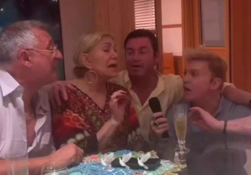 Μαρινέλλα: Το άγνωστο βίντεο πριν τη μοιραία νύχτα στο Ηρώδειο με τους Τάκη Ζαχαράτο και Μάριο Φραγκούλη