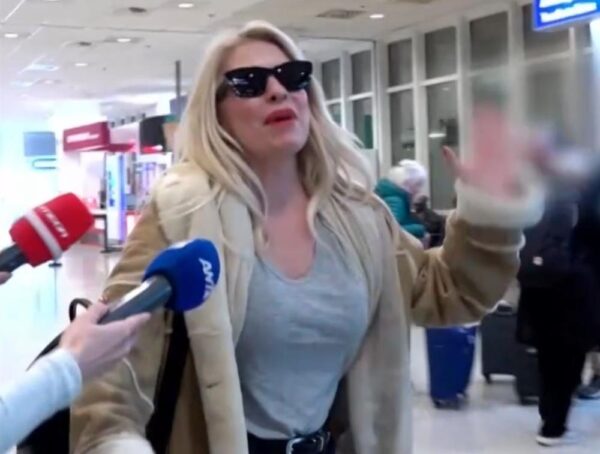 Ελένη Μενεγάκη:  Η αντίδραση της σε ερώτηση για την τηλεοπτική της επιστροφή (βίντεο)