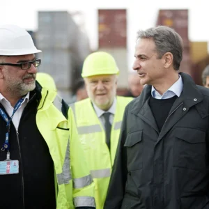 Μητσοτάκης: Το λιμάνι της Θεσσαλονίκης αναβαθμίζεται και θα μετατραπεί σε πλήρη διαμετακομιστικό κόμβο (βίντεο)