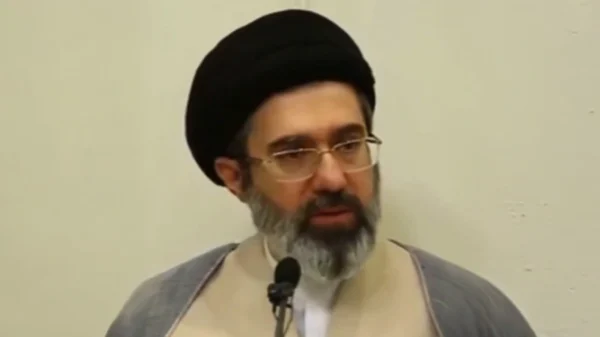 Το Ιράν έδωσε στη δημοσιότητα βίντεο με τον Χαμενεΐ