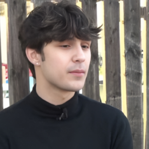 Μπάμπης Λαζαρίδης: Η μαμά μου μου τα έχει πει όλα για τον πατέρα μου και έχω μάθει να ζω με αυτό (βίντεο)