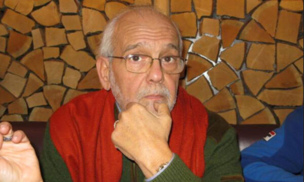 Πέθανε ο δημοσιογράφος Θάνος Οικονομόπουλος