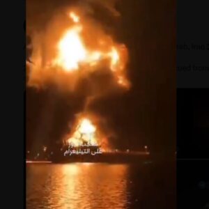 Βίντεο από τη φωτιά και τη διάσωση του πληρώματος του ελληνόκτητου δεξαμενόπλοιου Zefyros που χτυπήθηκε στον Περσικό Κόλπο