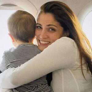 Μαίρη Συνατσάκη: Οικογενειακή περιπέτεια υγείας με τον Ίαν Στρατή και την κόρη τους