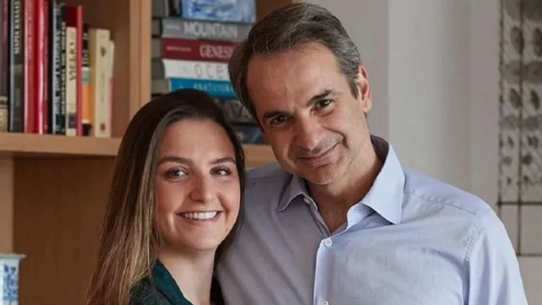 «Η ξεφτίλα δεν έχει όρια»: Η Σοφία Μητσοτάκη απαντά στα fake news για την επιστροφή της από το Ντουμπάι