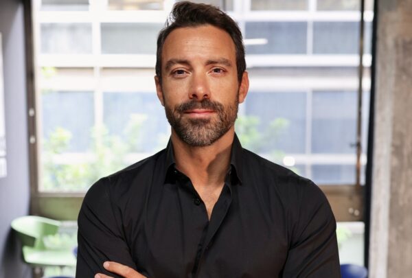 «DRAGONS’ DEN» στον ΣΚΑΪ: Oι αιτήσεις συμμετοχής μόλις άνοιξαν – Το κυνήγι της επένδυσης ξεκινά!